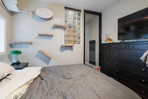 Photo 19 at 31 Rose Avenue, South St. James Town, Toronto