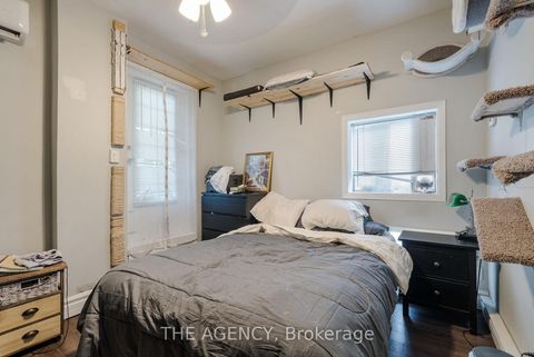 Photo 20 at 31 Rose Avenue, South St. James Town, Toronto