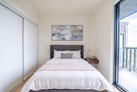 Photo 9 at 1007 - 109 Erskine Avenue, Mount Pleasant West, Toronto