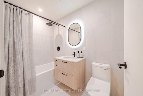 Photo 10 at 1007 - 109 Erskine Avenue, Mount Pleasant West, Toronto