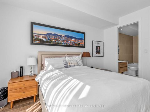 Photo 20 at 353 Dupont Street, Annex, Toronto