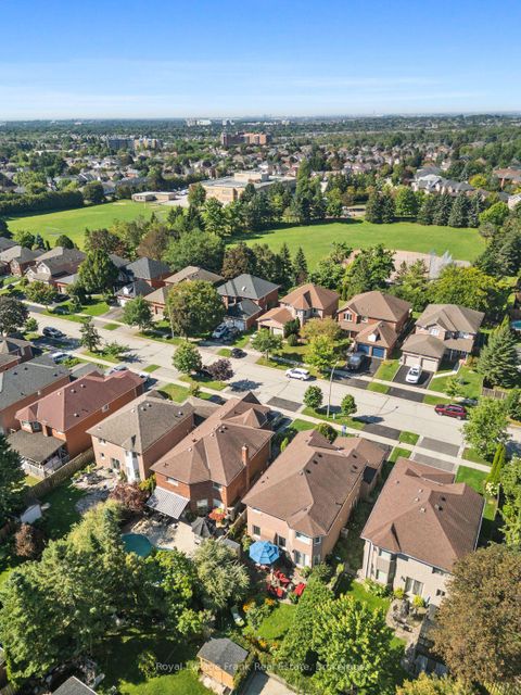 Photo 2 at 39 Mcivor Street, Rolling Acres, Whitby