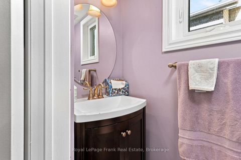 Photo 17 at 39 Mcivor Street, Rolling Acres, Whitby