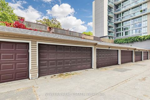 Photo 16 at 238 George Street, Moss Park, Toronto