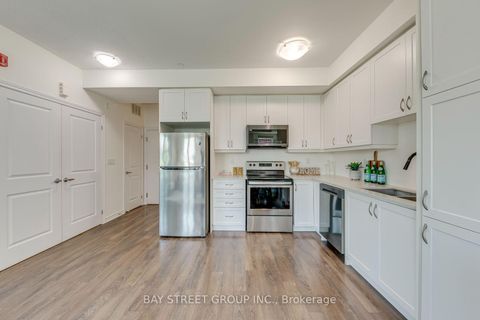 Photo 14 at 2 - 100 Long Branch Avenue, Long Branch, Toronto