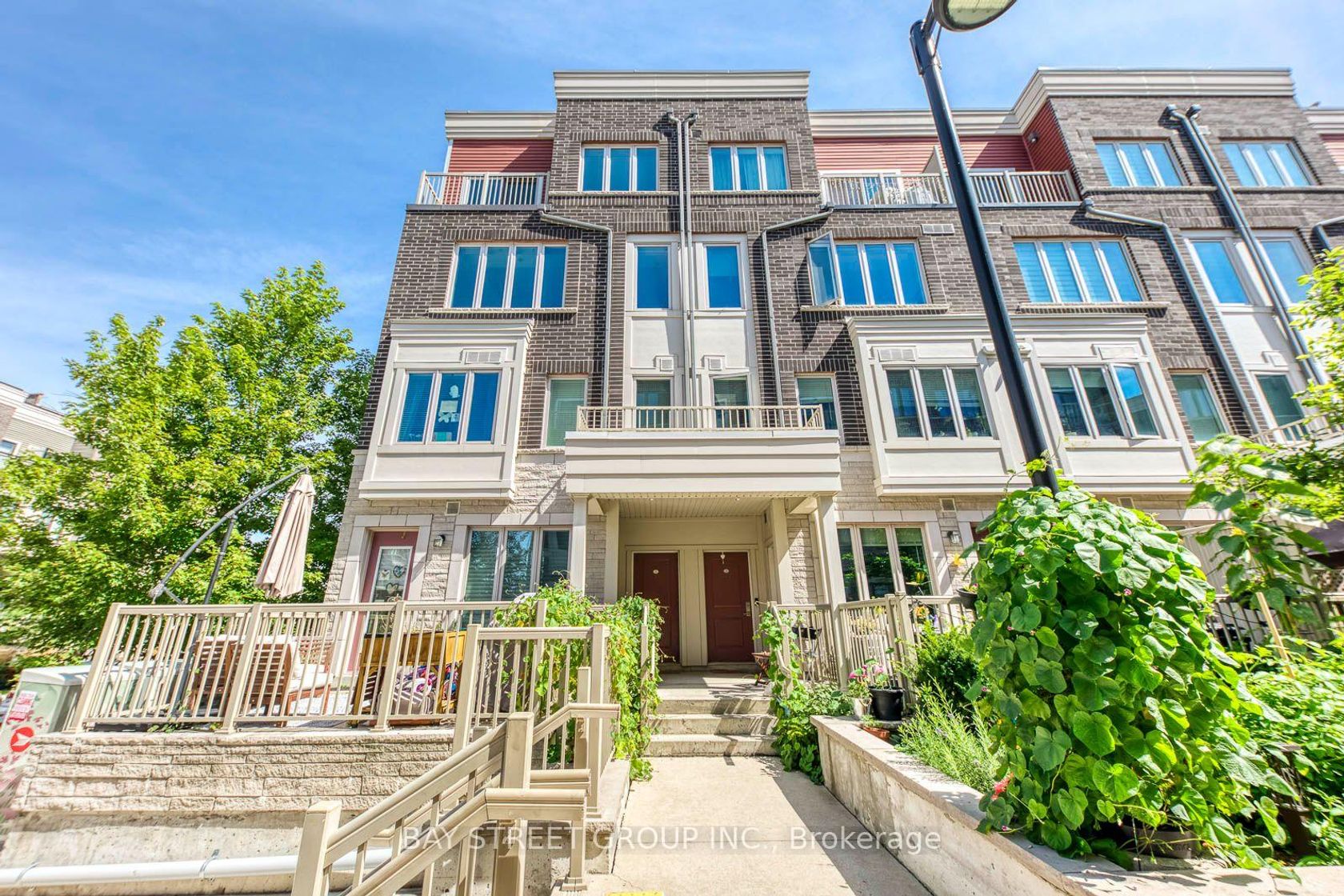 2 - 100 Long Branch Avenue, Long Branch, Toronto photo number 2
