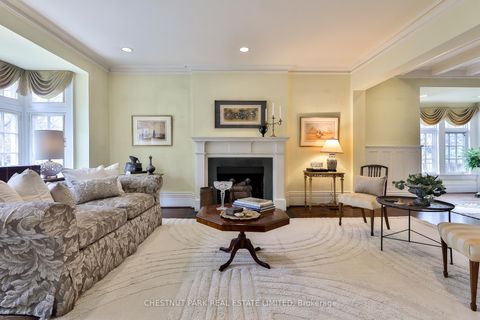 Photo 5 at 127 Roxborough Drive, Moore Park, Toronto