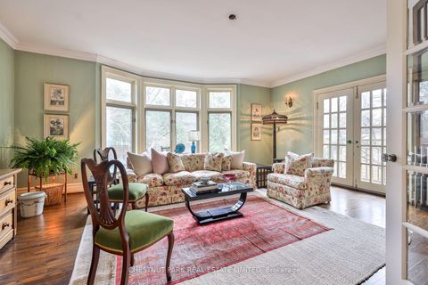 Photo 12 at 127 Roxborough Drive, Moore Park, Toronto