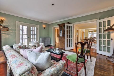 Photo 13 at 127 Roxborough Drive, Moore Park, Toronto