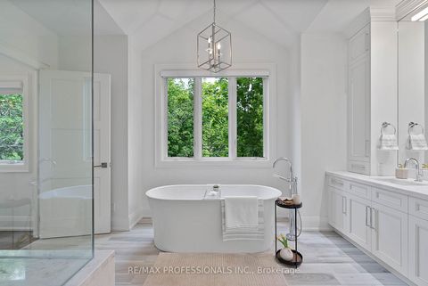 Photo 23 at 146 Thompson Avenue, Queensway, Toronto