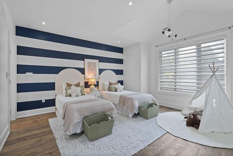 Photo 25 at 146 Thompson Avenue, Queensway, Toronto
