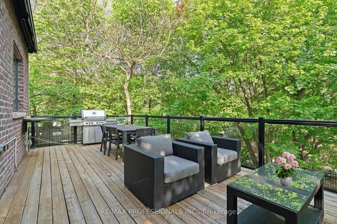 Photo 40 at 146 Thompson Avenue, Queensway, Toronto