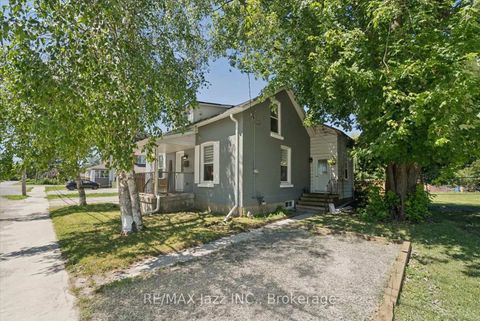 Photo 2 at 360 Mill Street, Beaverton, Brock