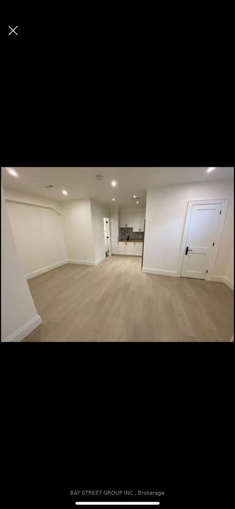 Photo 31 at 60 Emmett Avenue, Mount Dennis, Toronto