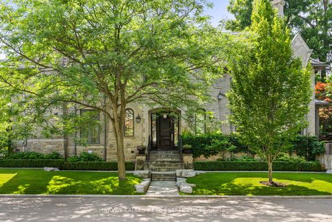 Photo 2 at 6 Vesta Drive, Forest Hill South, Toronto