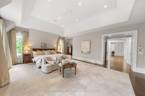 Photo 11 at 6 Vesta Drive, Forest Hill South, Toronto