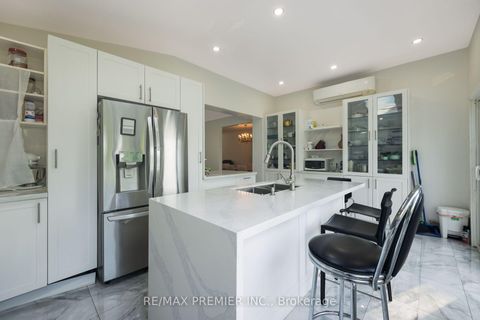 Photo 24 at 6 Canton Avenue, CFB, Toronto