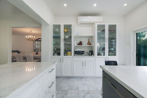 Photo 28 at 6 Canton Avenue, CFB, Toronto