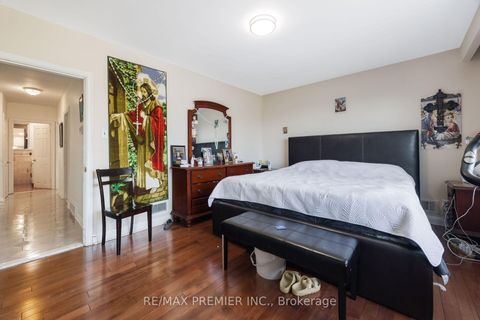 Photo 30 at 6 Canton Avenue, CFB, Toronto