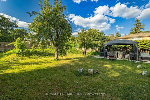 Photo 46 at 6 Canton Avenue, CFB, Toronto