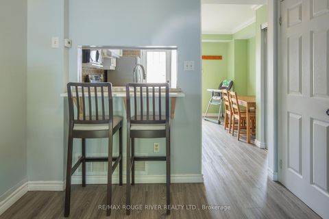 Photo 5 at 91 - 23 Hedge End Road, Rouge E11, Toronto