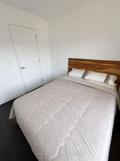 Photo 8 at 430 - 3100 Keele Street, CFB, Toronto