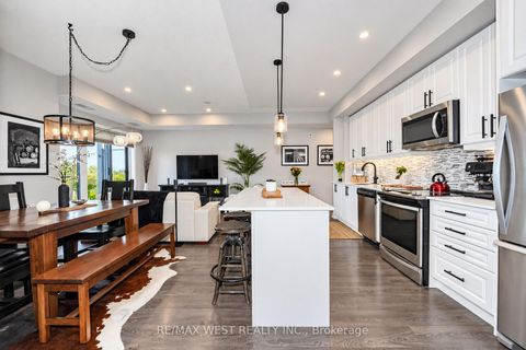 Photo 3 at 344 - 555 William Graham Drive, Rural Aurora, Aurora