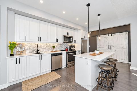Photo 4 at 344 - 555 William Graham Drive, Rural Aurora, Aurora