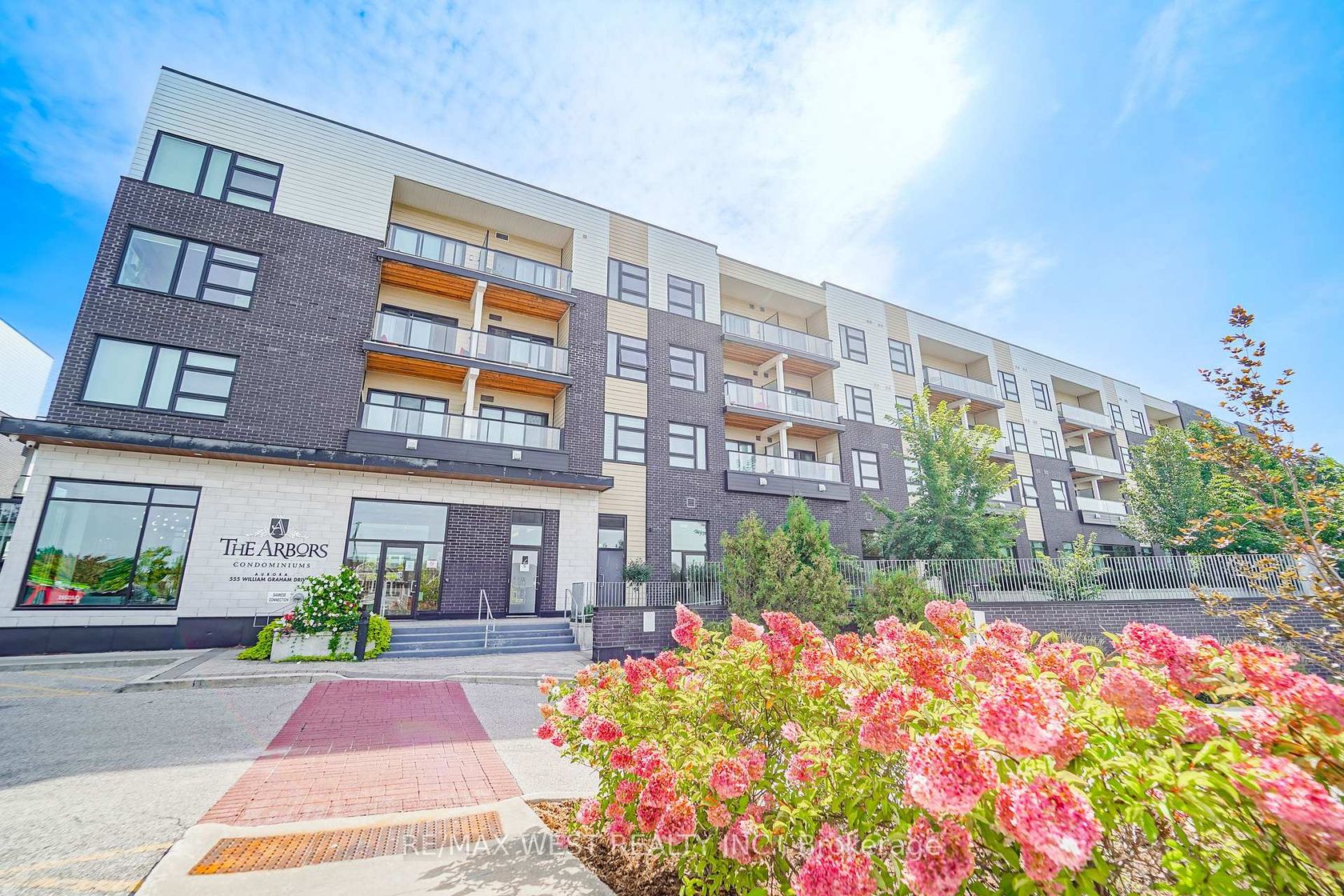 344 - 555 William Graham Drive, Rural Aurora, Aurora photo 8