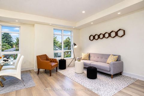 Photo 4 at 9 - 52 Holmes Avenue, Willowdale East, Toronto