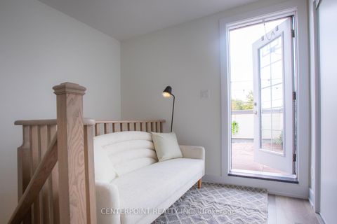 Photo 15 at 9 - 52 Holmes Avenue, Willowdale East, Toronto