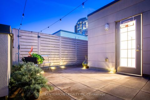 Photo 21 at 9 - 52 Holmes Avenue, Willowdale East, Toronto