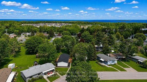 Photo 16 at 41 Trefoil Drive, Rural Innisfil, Innisfil