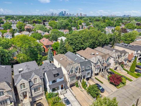 Photo 2 at 168 Roe Avenue, Nortown, Toronto
