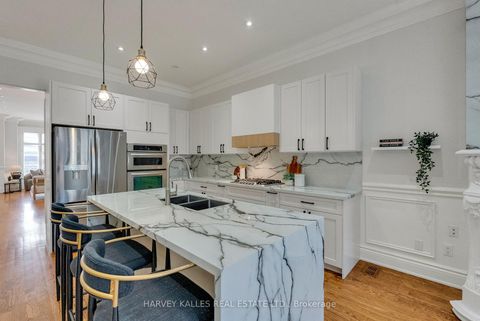 Photo 13 at 168 Roe Avenue, Nortown, Toronto