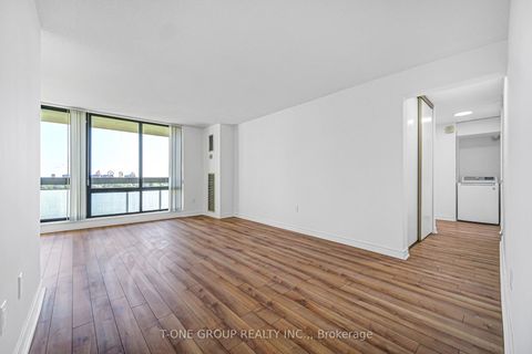 Photo 8 at 1511 - 350 Seneca Hill Drive, Don Valley Village, Toronto
