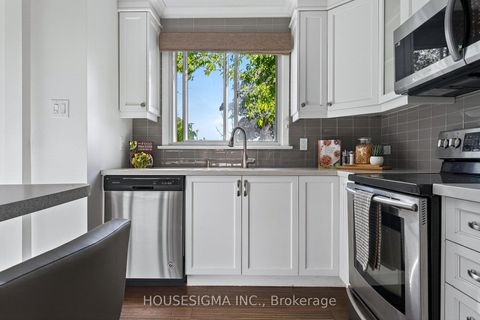 Photo 5 at 90 - 15 Centennial Park Road S, West Deane, Toronto