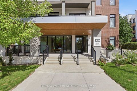 Photo 1 at 302 - 130 Canon Jackson Drive, Amesbury, Toronto