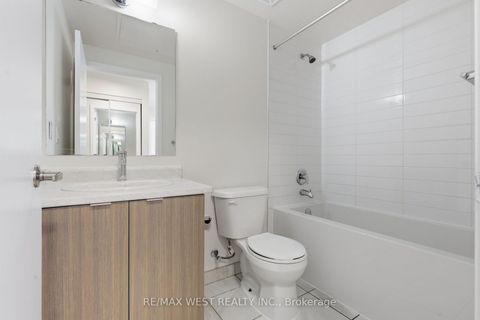 Photo 15 at 302 - 130 Canon Jackson Drive, Amesbury, Toronto