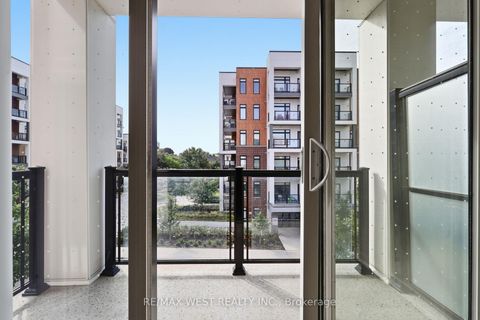 Photo 17 at 302 - 130 Canon Jackson Drive, Amesbury, Toronto