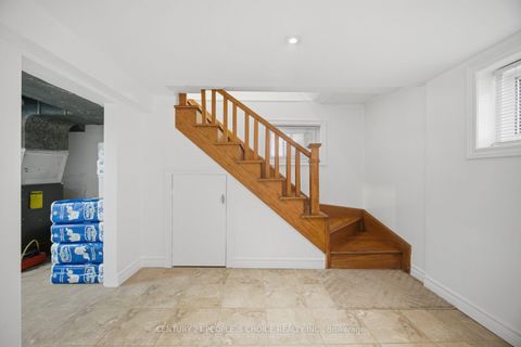 Photo 31 at 161 Northland Avenue, Smythe, Toronto