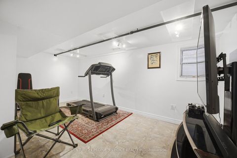 Photo 35 at 161 Northland Avenue, Smythe, Toronto