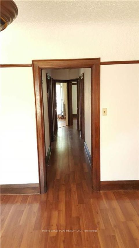 Photo 3 at 68 Parkview Avenue, Willowdale East, Toronto