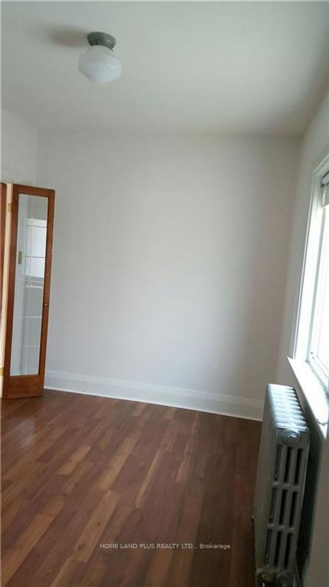 Photo 5 at 68 Parkview Avenue, Willowdale East, Toronto