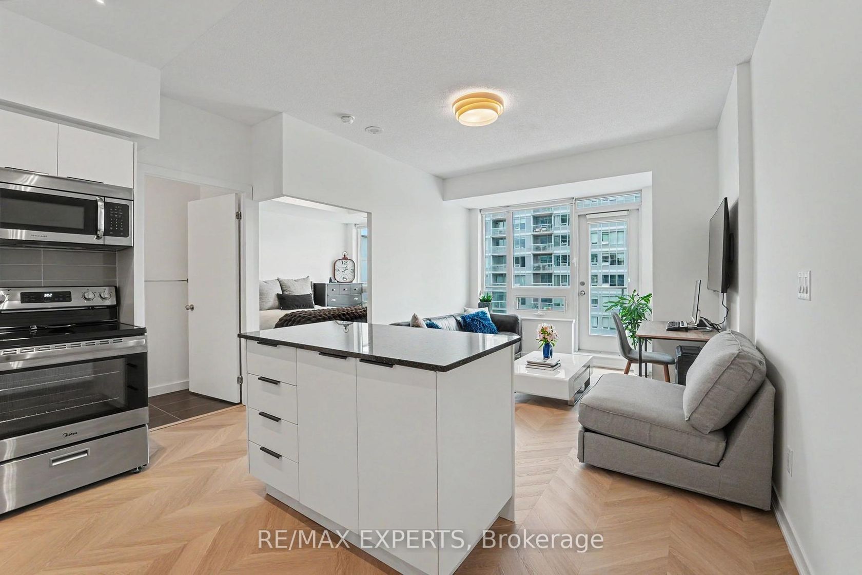 1001 - 55 East Liberty Street, Niagara, Toronto 
