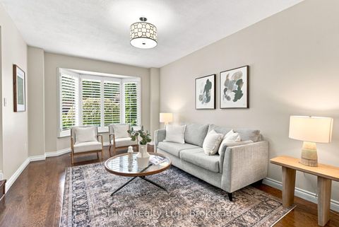 Photo 6 at 5 Carriage Lane, Courtice, Clarington