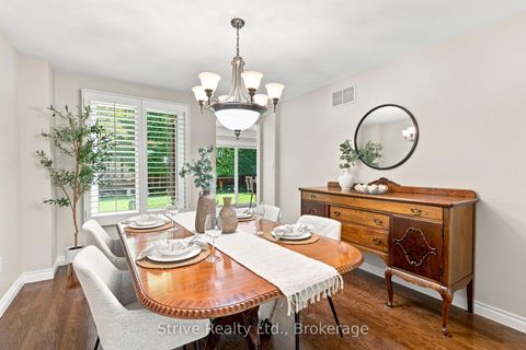 Photo 7 at 5 Carriage Lane, Courtice, Clarington