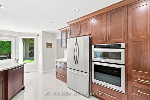 Photo 13 at 5 Carriage Lane, Courtice, Clarington