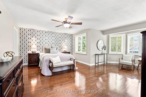 Photo 17 at 5 Carriage Lane, Courtice, Clarington