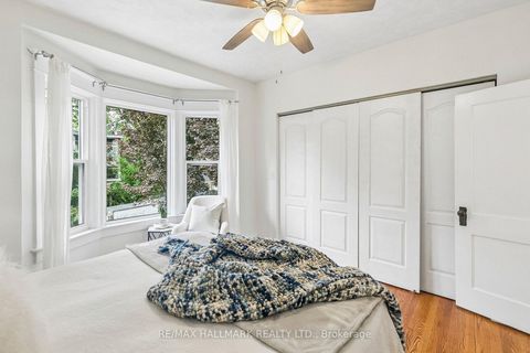 Photo 12 at 301 Waverley Road, The Beaches, Toronto